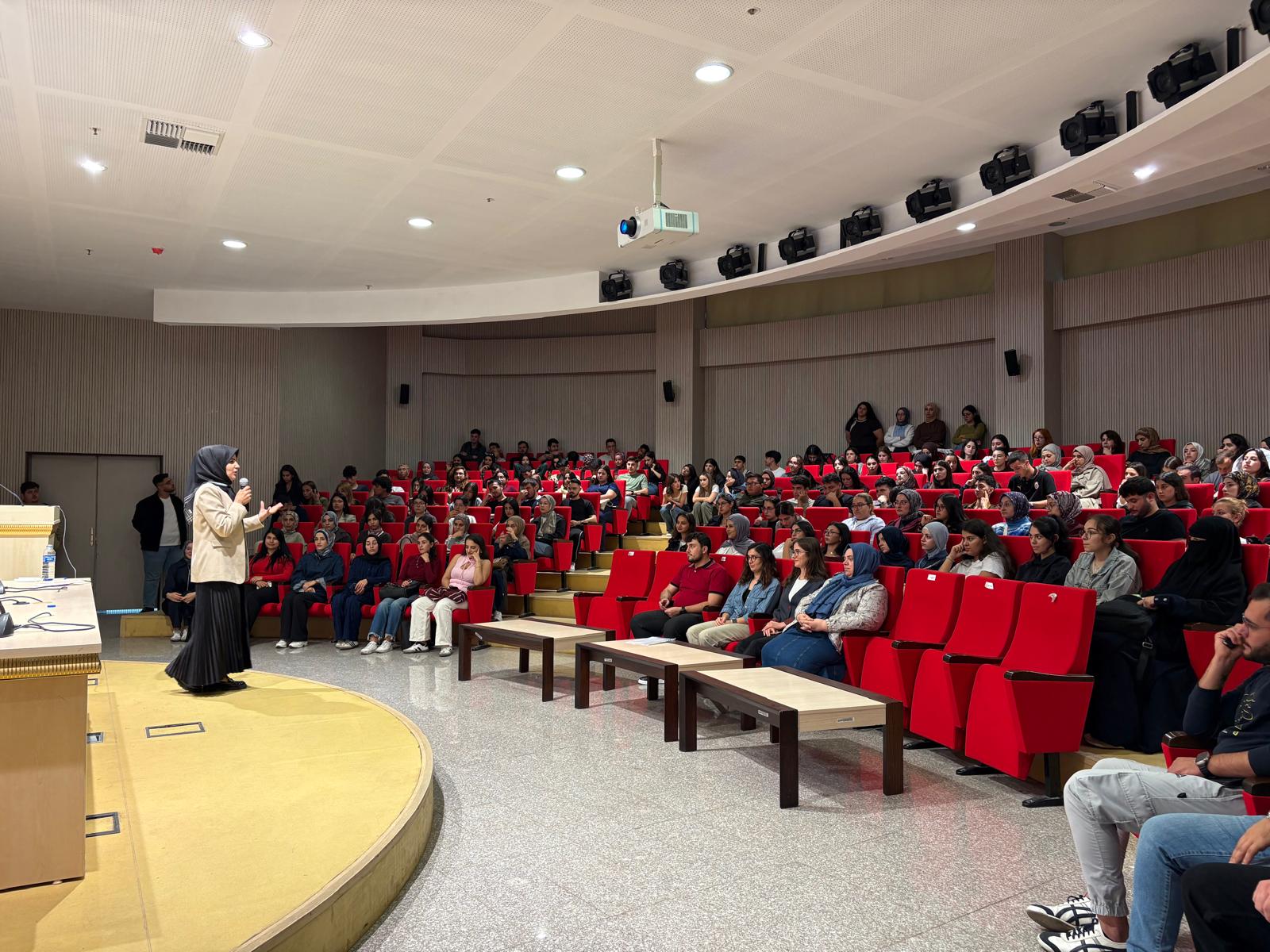 Fakültemizde "Saygılı Yaşam ve Güvenli İlişkiler" Eğitimi Gerçekleştirildi