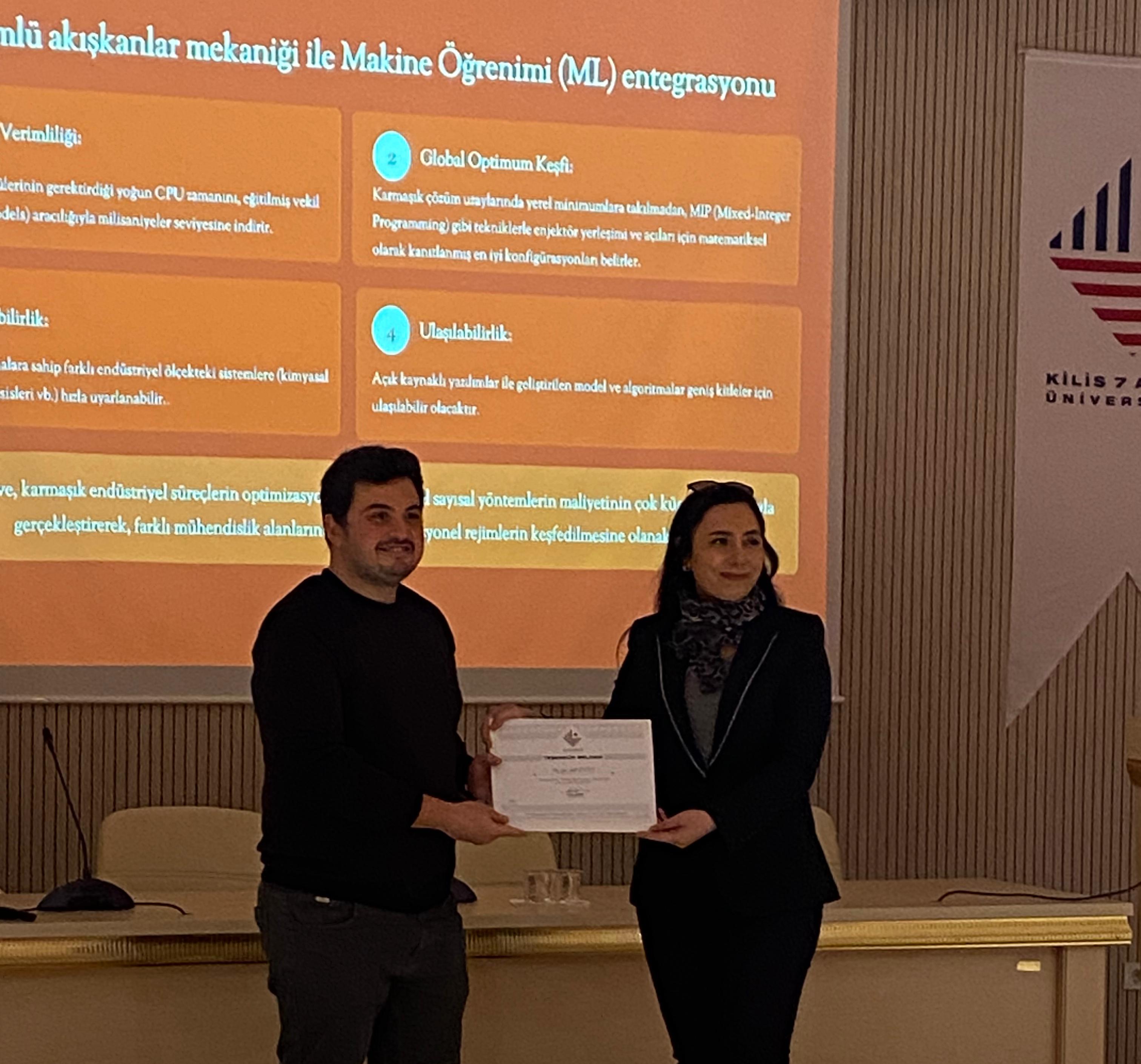 7 Gen Topluluğumuz Tarafından Organize Edilen “Hesaplamalı Akışkanlar Dinamiği ve Yapay Zeka” Başlıklı Seminer Arş. Gör. Halil EKİCİ'nin Sunumlarıyla Gerçekleştirildi