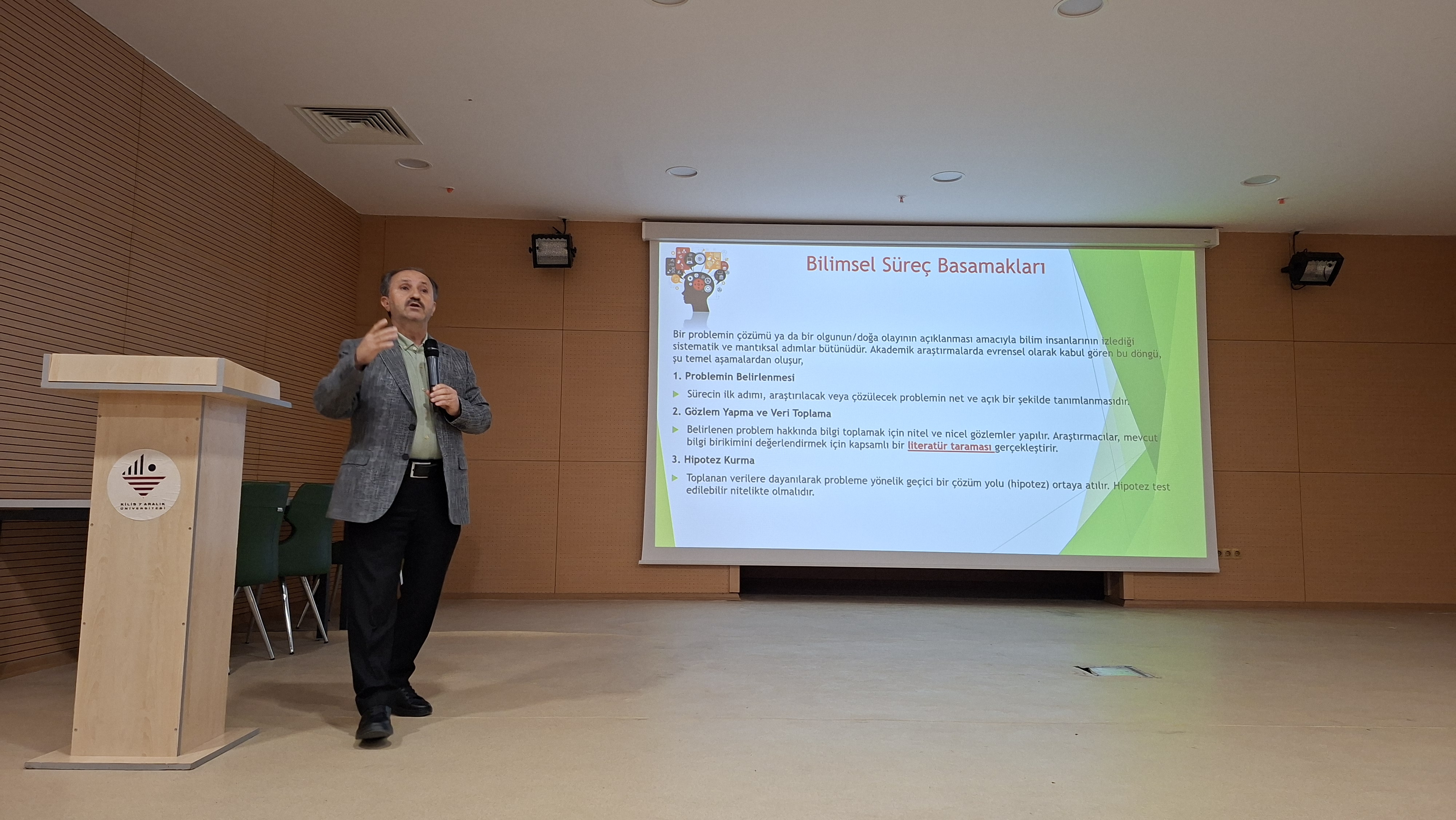 Fakültemizde Prof. Dr. Ahmet ÇAKIR Tarafından “Artırılmış Terapötik Etkinlik” Konulu Seminer Gerçekleştirildi